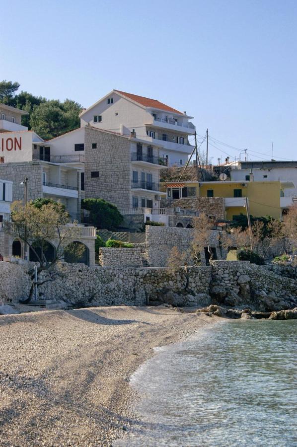 Apartments By The Sea Drasnice, Makarska - 2581 Екстериор снимка