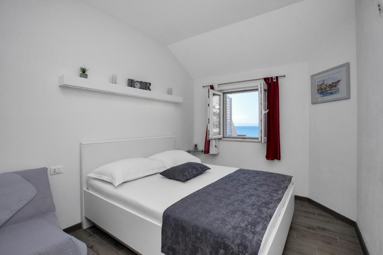 Apartments By The Sea Drasnice, Makarska - 2581 Екстериор снимка