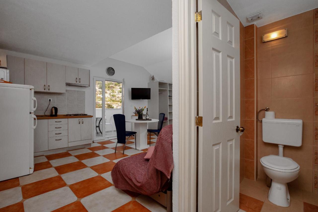 Apartments By The Sea Drasnice, Makarska - 2581 Екстериор снимка
